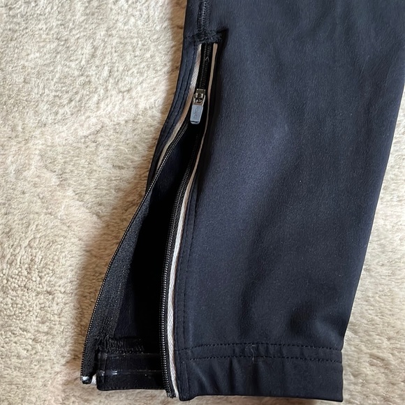 Athleta Fleece Lined Leggings - Picture 3 of 14